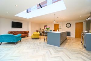 Photo 13- click for photo gallery